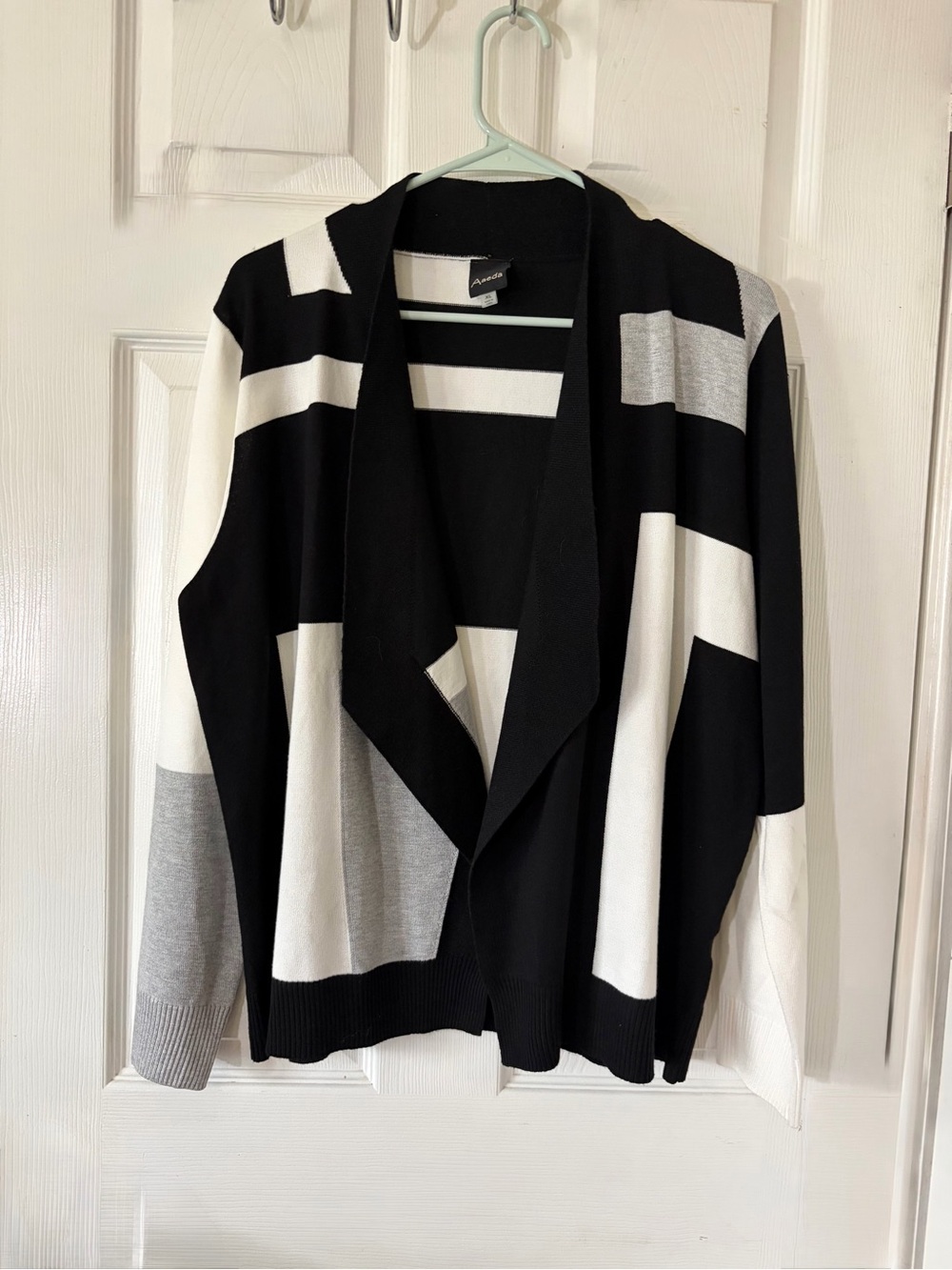 Aaeda Black, Cream & Gray Striped Open-Front  knit Cardigan Sz XL